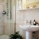 公寓 Confortable House With Wonderful Terrace A C E Wi Fi
