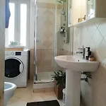 公寓 Confortable House With Wonderful Terrace A C E Wi Fi